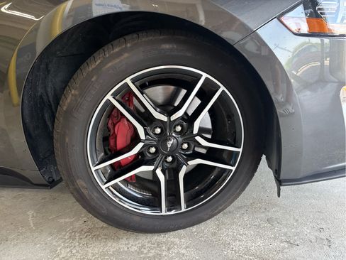Certified 2019 Ford Mustang GT RWD image 38