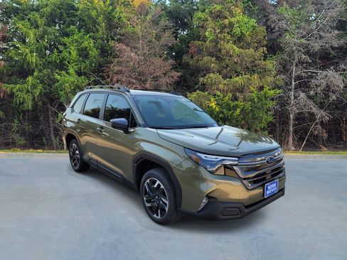 New 2026 Subaru Forester Premium AWD/4WD image 15