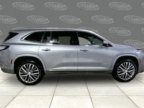 New 2026 Buick Enclave Avenir w/ Super Cruise Package image 5