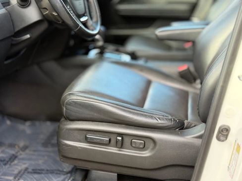 Used 2017 Honda Ridgeline RTL-E image 9