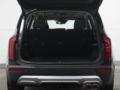 Used 2022 Kia Telluride EX w/ EX Premium Package image 34