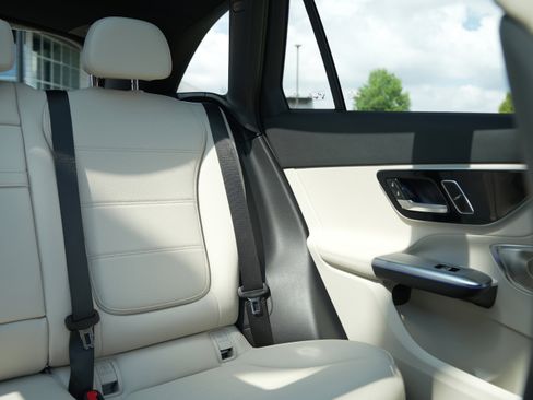 New 2026 Mercedes-Benz GLC 350e 4MATIC image 34