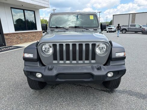 Used 2021 Jeep Wrangler Sport AWD/4WD image 9