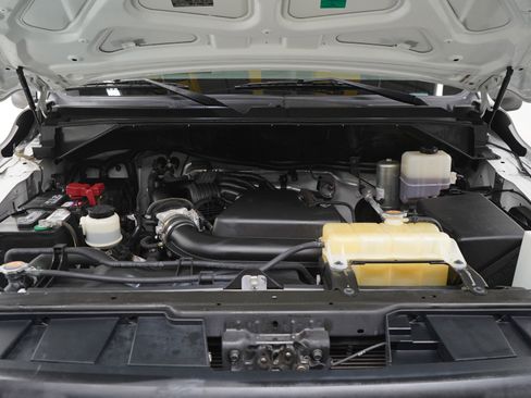 Used 2020 Nissan NV 3500 S image 29