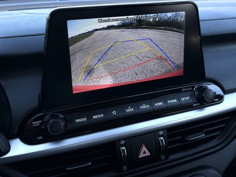 Used 2020 Kia Forte LXS image 11