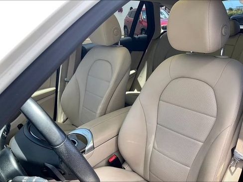 Used 2019 Mercedes-Benz GLC 300 image 25