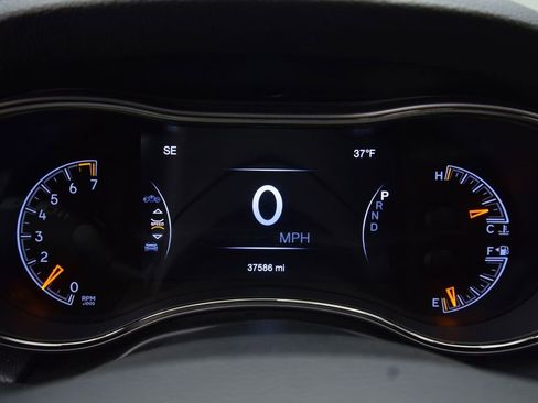 Used 2020 Jeep Grand Cherokee Limited X image 23