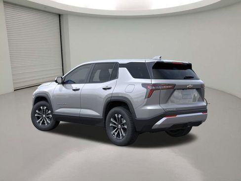 New 2026 Chevrolet Equinox LT image 3