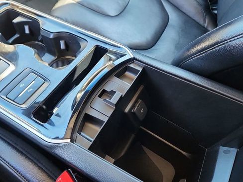 Used 2020 Ford Edge Titanium w/ Cargo Accessory Package image 45