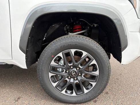 New 2026 Toyota Tundra Limited AWD/4WD image 9