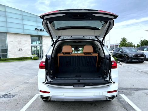 Used 2020 BMW X7 xDrive40i w/ Premium Package AWD/4WD image 23