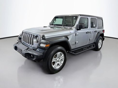 Used 2021 Jeep Wrangler Unlimited Sport AWD/4WD image 5