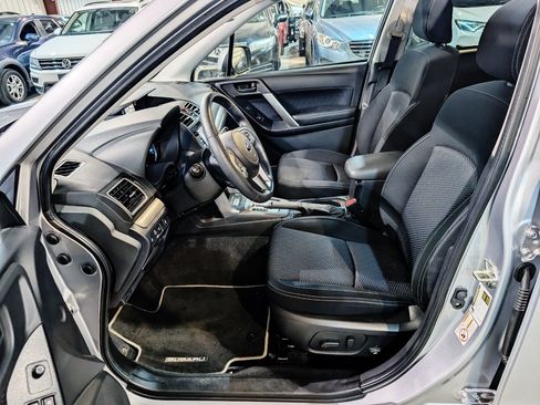 Used 2017 Subaru Forester 2.5i Premium AWD/4WD image 15