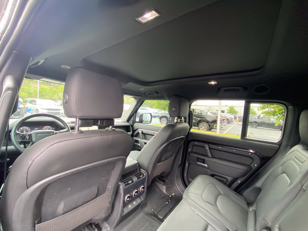 Used 2025 Land Rover Defender 130 Outbound AWD/4WD image 22