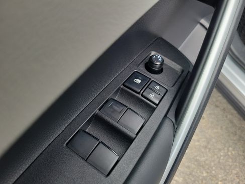 Used 2026 Toyota Corolla Cross L FWD image 22