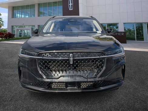 New 2026 Lincoln Nautilus Reserve image 2