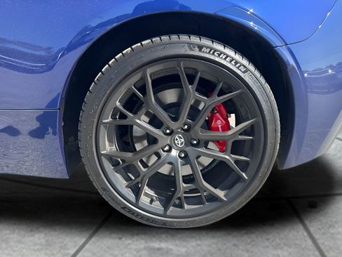 Used 2025 Toyota GR86 Premium w/ Performance Package RWD image 27