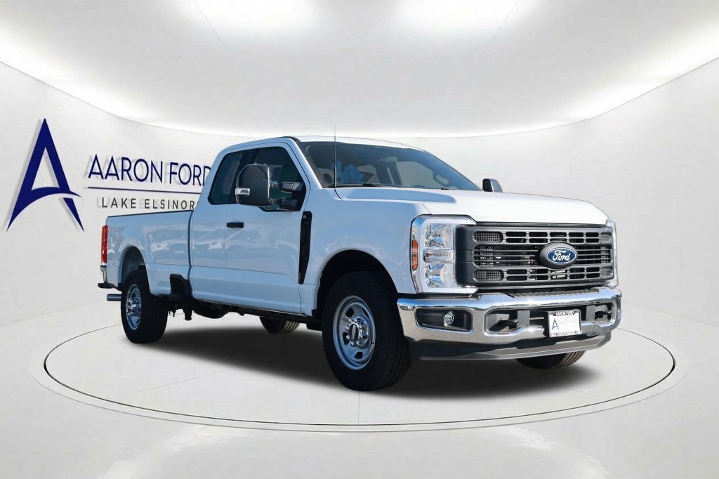 New 2027 Ford F350 XL w/ XL Chrome Package RWD image 3