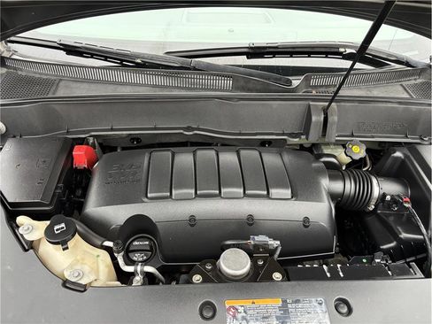 Used 2013 Chevrolet Traverse LT image 12