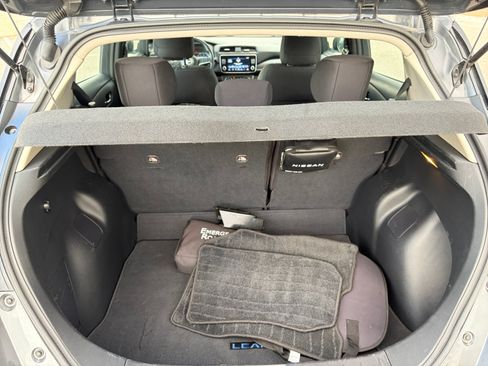 Used 2025 Nissan Leaf S FWD image 17