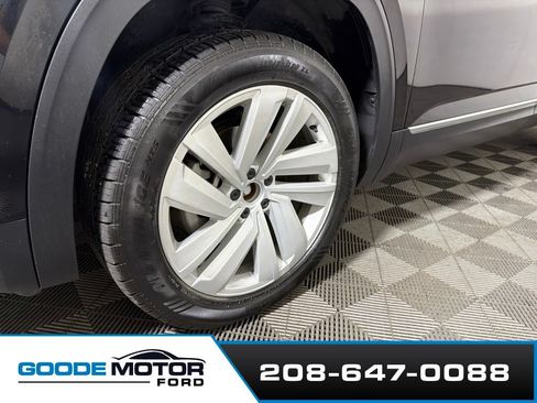 Used 2021 Volkswagen Atlas SEL AWD/4WD image 25