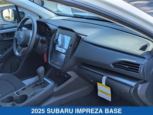 Certified 2025 Subaru Impreza 2.0i image 33