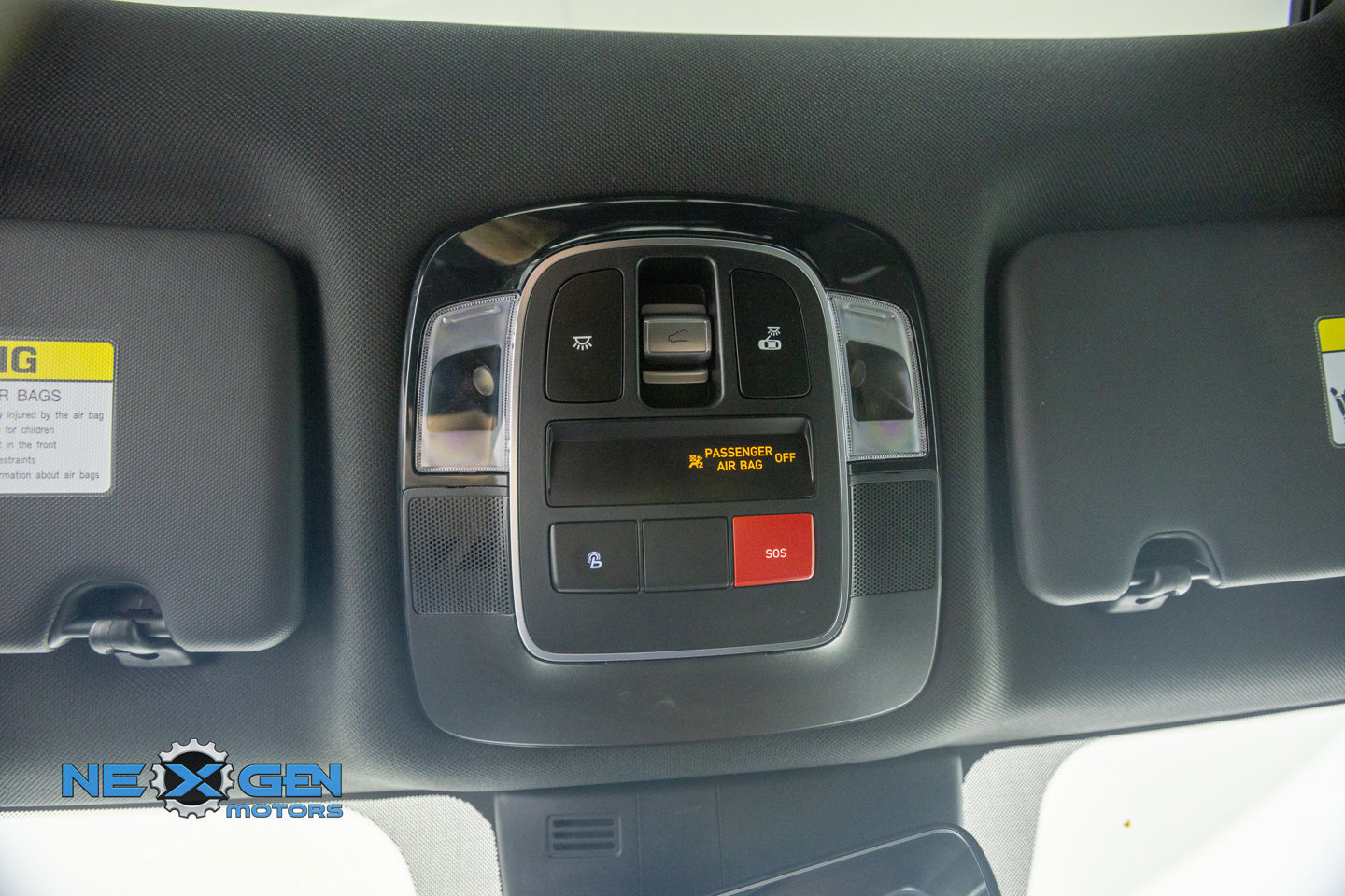 Used 2023 Hyundai Santa Cruz Limited AWD/4WD image 22