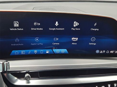 New 2025 Cadillac Lyriq Sport w/ LPO, Floor Liner Package RWD image 19