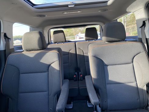 Used 2023 GMC Acadia AT4 image 22