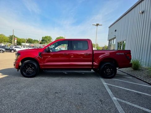 Used 2024 Ford F150 XLT w/ XLT Black Appearance Package AWD/4WD image 4
