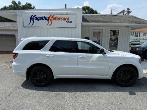Used 2017 Dodge Durango GT w/ Nav & Power Liftgate Group AWD/4WD image 2