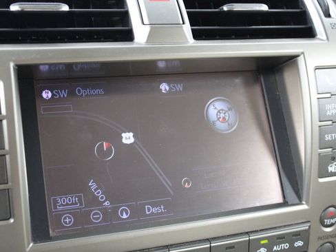 Used 2014 Lexus GX 460 w/ Premium Package AWD/4WD image 37