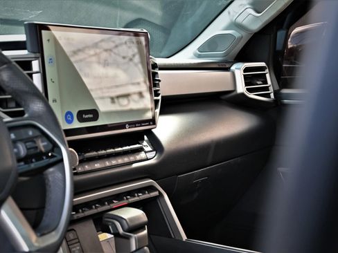 Used 2022 Toyota Tundra Limited image 14