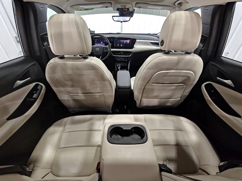 Used 2024 Buick Encore GX Avenir w/ Avenir Technology Package AWD/4WD image 31