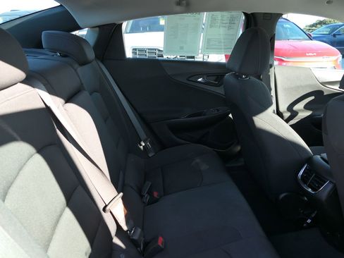 Used 2023 Chevrolet Malibu LT image 24