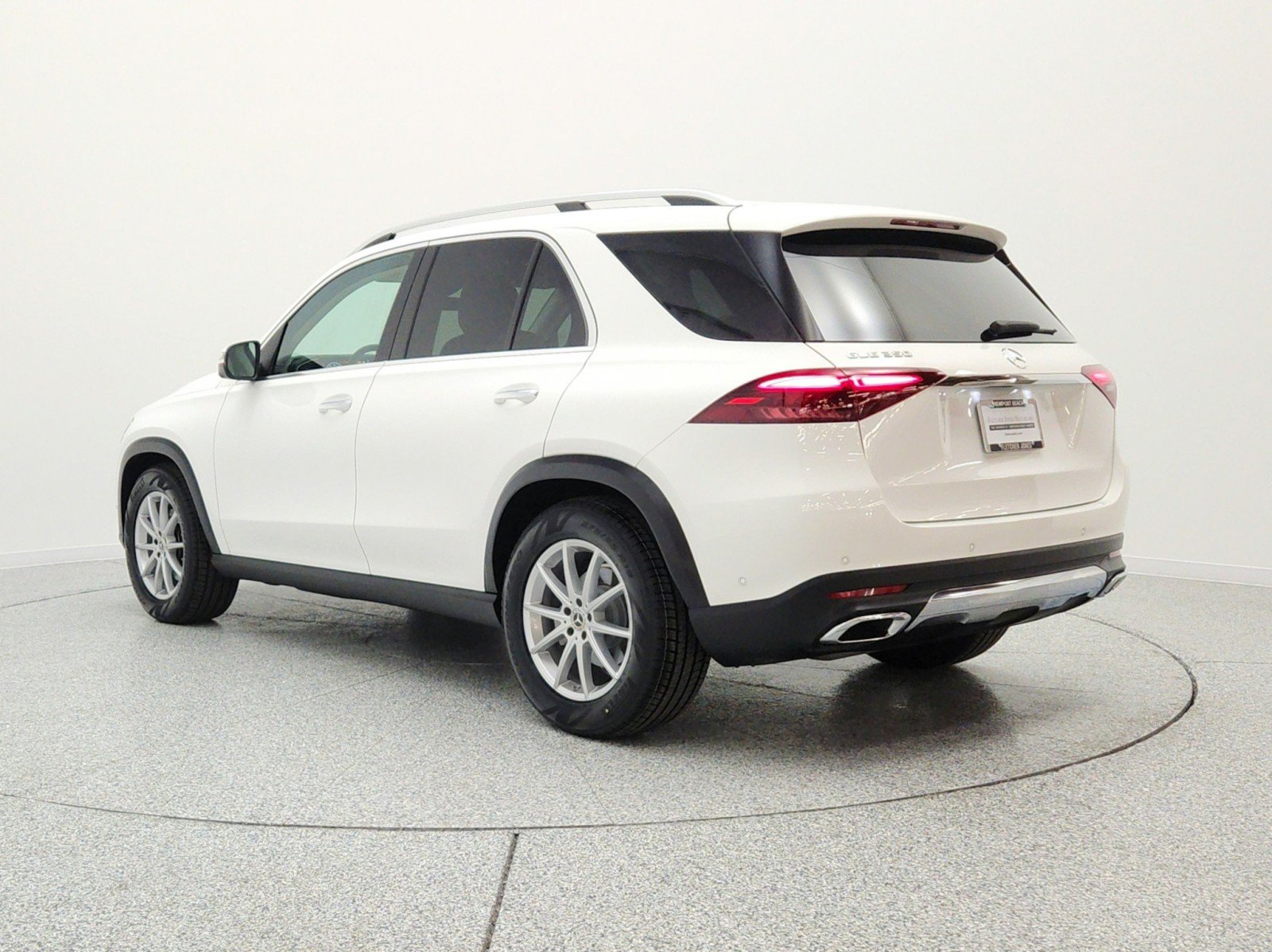 Certified 2025 Mercedes-Benz GLE 350 4MATIC image 8