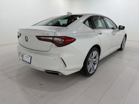 Certified 2022 Acura TLX w/ Technology Package image 5