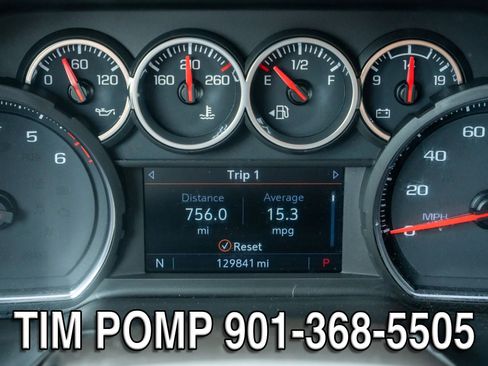 Used 2021 Chevrolet Suburban LT RWD image 20