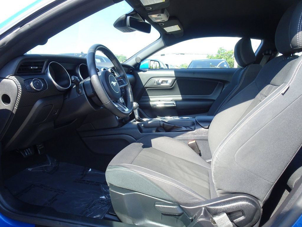 Used 2021 Ford Mustang Coupe RWD image 8