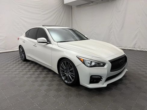 Used 2017 INFINITI Q50 3.0t Premium w/ 3.0T Premium Plus Package RWD image 4