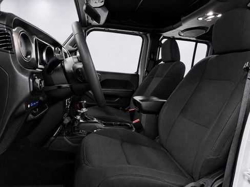 Used 2023 Jeep Wrangler Unlimited w/ Cold Weather Group AWD/4WD image 13