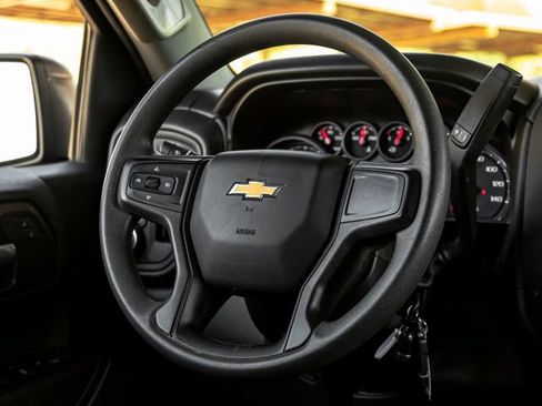 Used 2021 Chevrolet Silverado 1500 Custom w/ LPO, Blackout Package AWD/4WD image 24