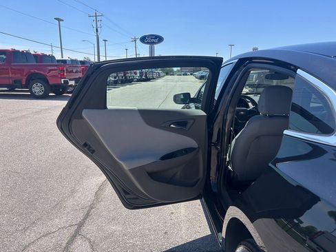 Used 2024 Chevrolet Malibu LS FWD image 15