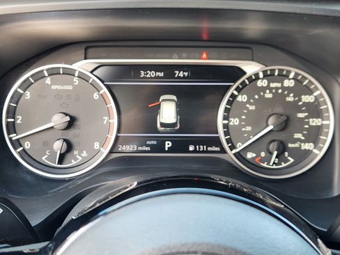 Certified 2023 Nissan Rogue SV image 10