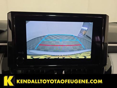 Used 2025 Toyota Corolla SE FWD image 14