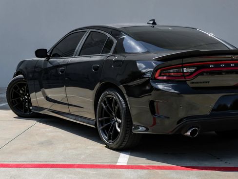 Used 2019 Dodge Charger Scat Pack w/ Daytona Edition Group RWD image 15