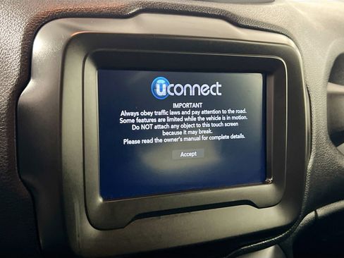 Used 2020 Jeep Renegade Altitude image 27