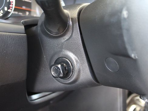 Used 2023 Nissan Armada Platinum w/ Captain's Chairs Package RWD image 42