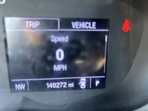 Used 2019 Chevrolet Trax LS w/ Tint and Cruise Package FWD image 10