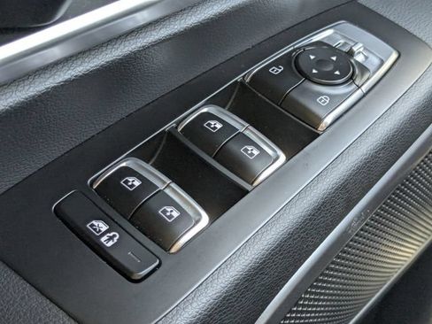 Certified 2024 Kia Telluride S w/ S Sunroof Package FWD image 34